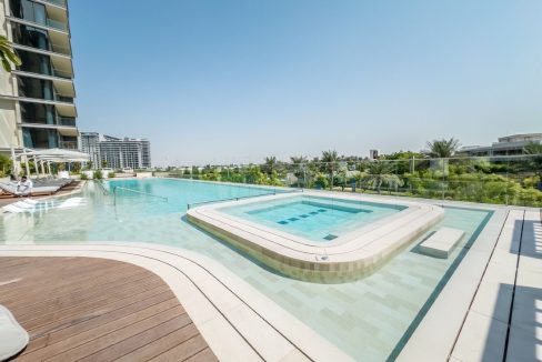 Modern 2BR+M with Top Amenities at Ellington House-29