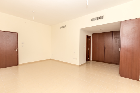 Spacious 2BR Apartment for Sale in Sadaf 6