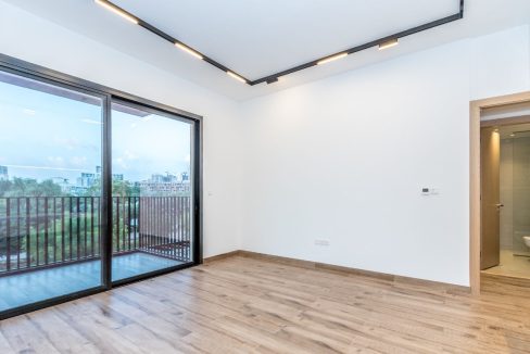 Elegant 2BR in Oakley Square  Residences-1