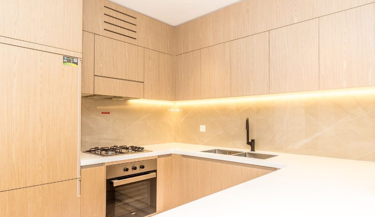 Elegant 2BR in Oakley Square  Residences-5