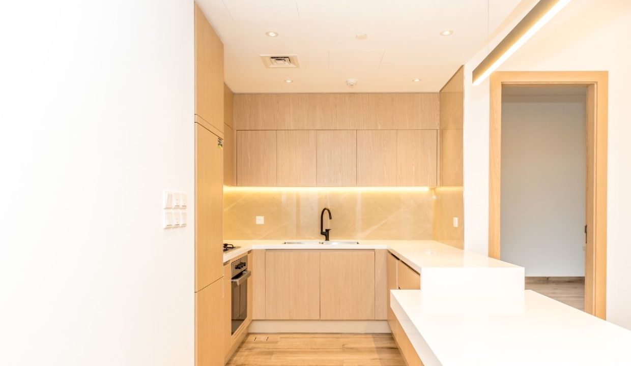 Elegant 2BR in Oakley Square  Residences-6