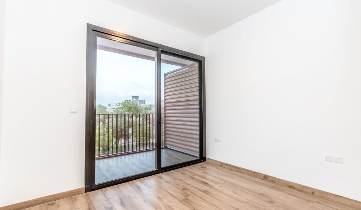 Elegant 2BR in Oakley Square  Residences-9