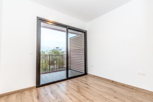 Elegant 2BR in Oakley Square  Residences-9