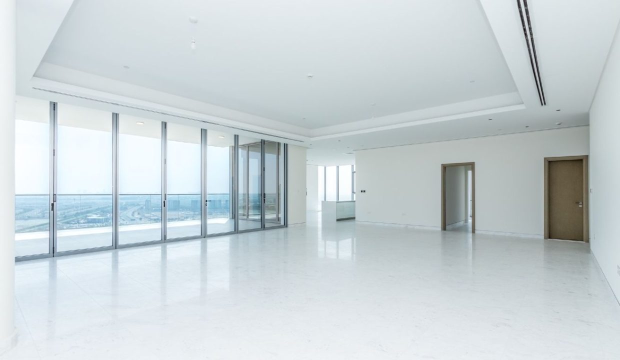 Luxury 4BR Penthouse with Stunning Lagoon Views-4