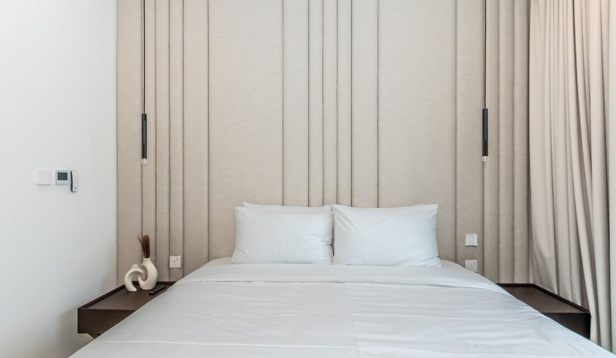 Luxury 3BR + Maid | Fully Furnished | Burj crown-17