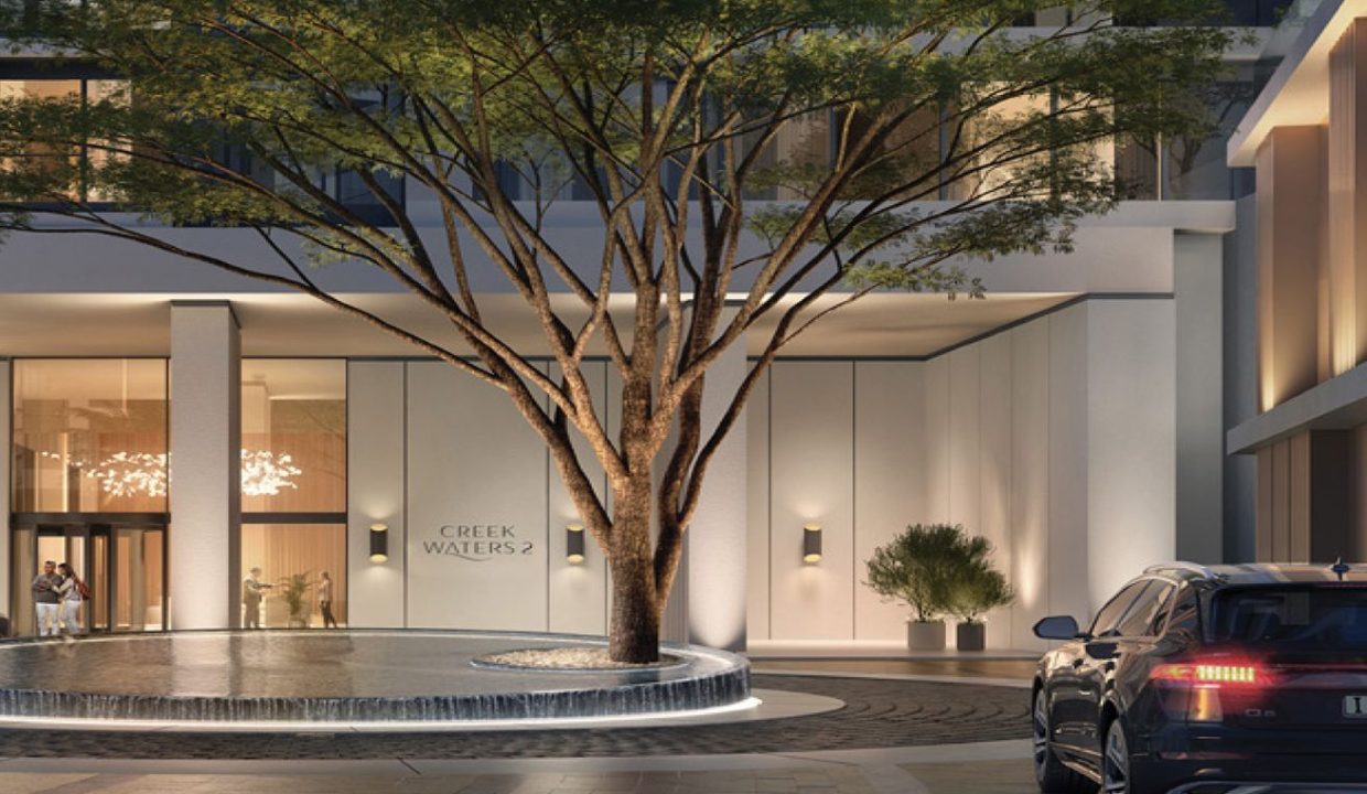 Spacious 2BR Front water View in Creek Waters 2-25