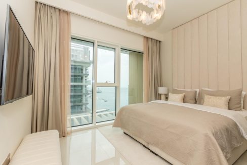 Luxury 1BR Furnished | Sea View | Grand View-3