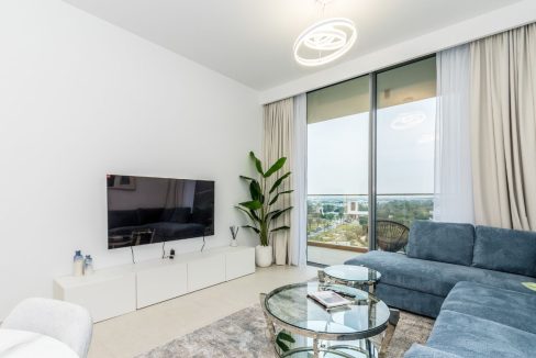 Modern 2BR+M with Top Amenities at Ellington House-11