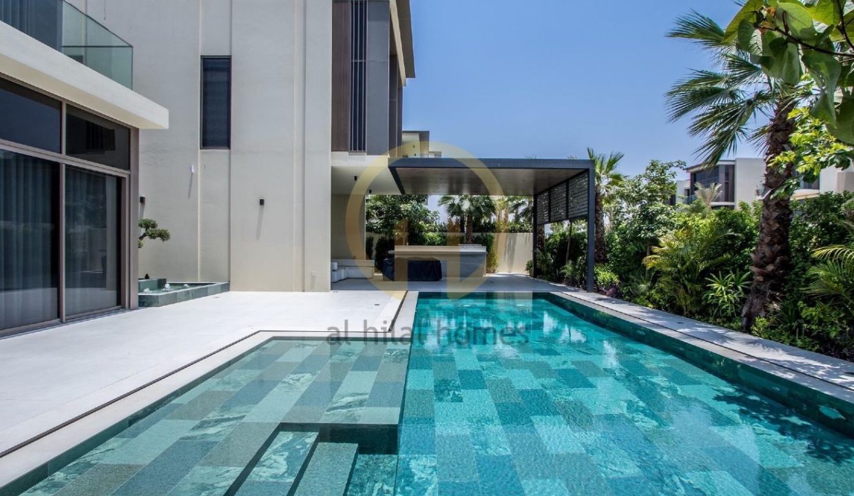 Elegant Golf Place Villa | Furnished |Private Pool-1