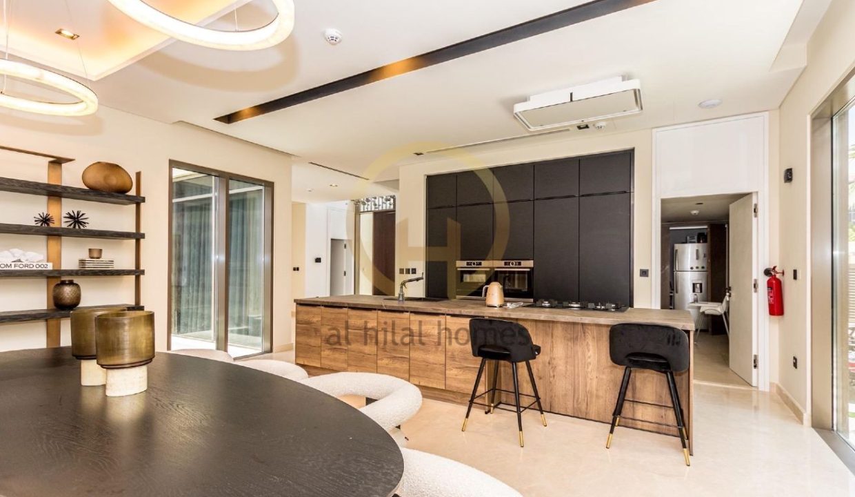 Elegant Golf Place Villa | Furnished |Private Pool-9