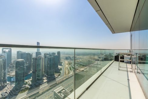 Luxurious 2-Bedroom Apartment in Vida Residence-13