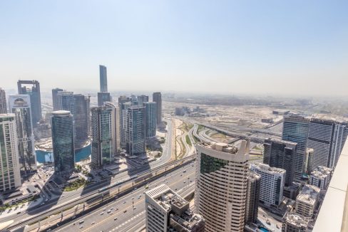 Luxurious 2-Bedroom Apartment in Vida Residence-14