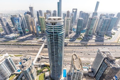 Luxurious 2-Bedroom Apartment in Vida Residence-15