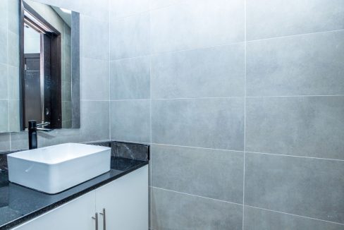 Stunning  2BR with Breathtaking Views-26