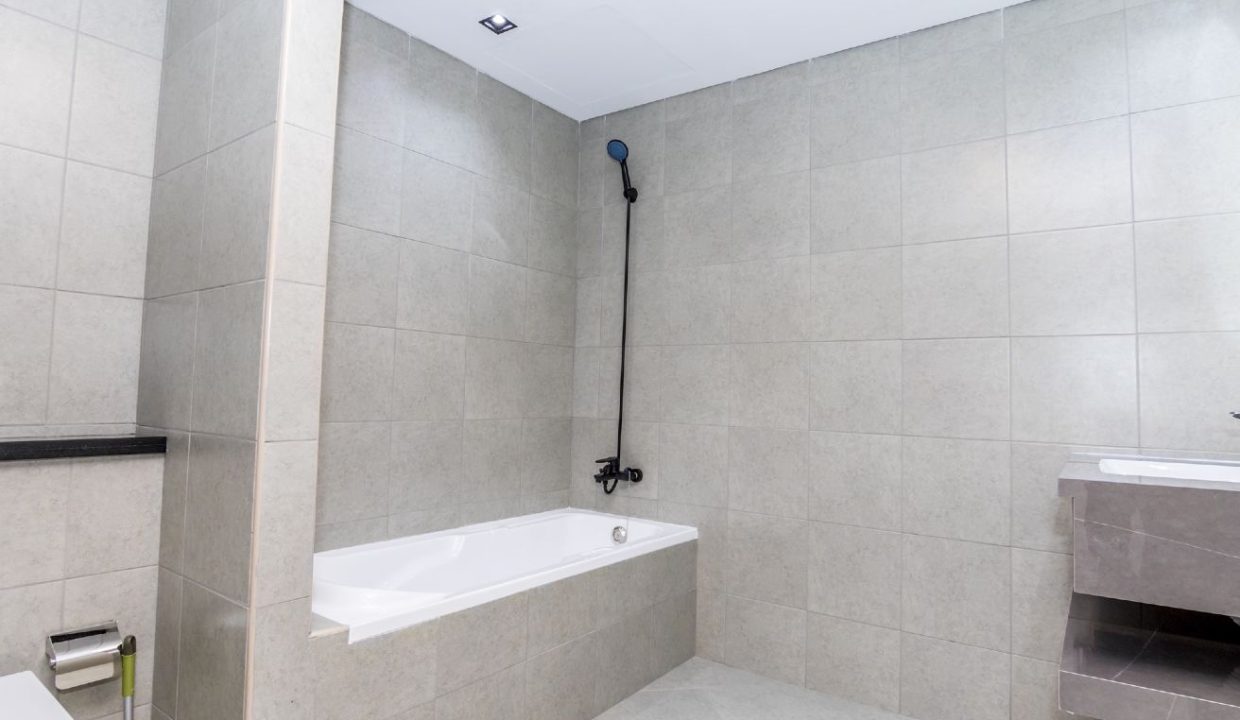 Stunning  2BR with Breathtaking Views-29