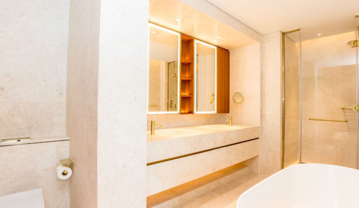 Beachfront Luxury Living | 4BR+M at Palm Jumeirah-22