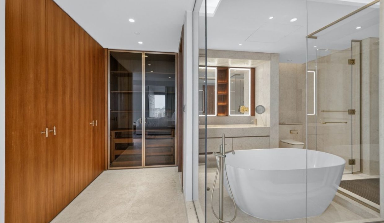 4BR + M| Designer Furnished | Palm Jumeirah-28