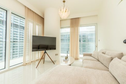 Luxury 1BR Furnished | Sea View | Grand View-9