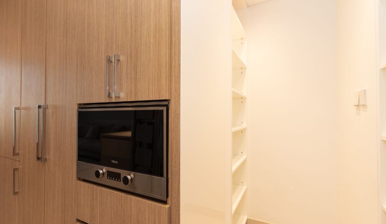 Fully Furnished 1BR in Ellington House-6