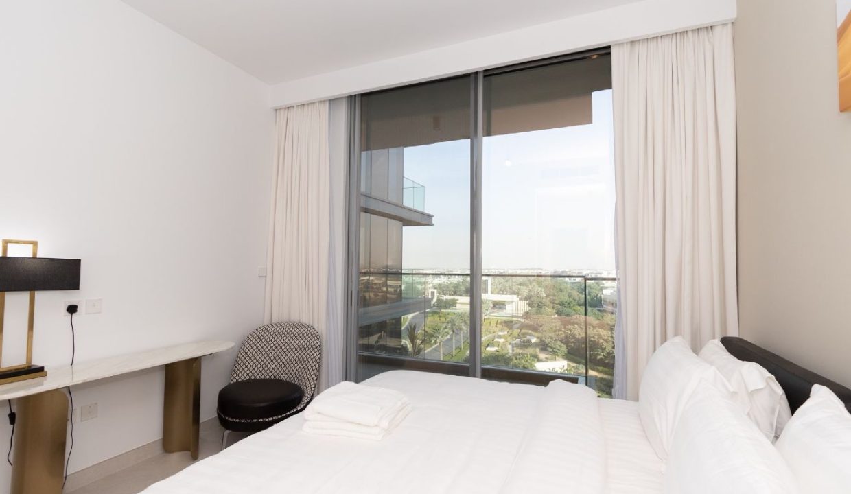 Fully Furnished 1BR in Ellington House-7