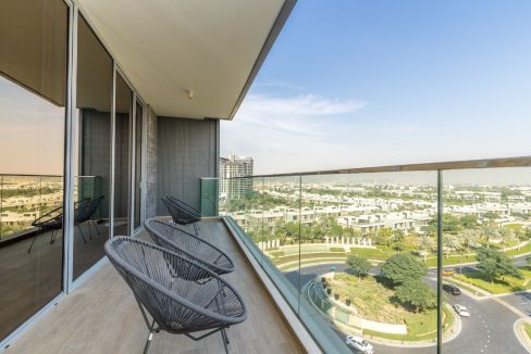 Elegant 3-Bedroom Apartment in Ellington House-10