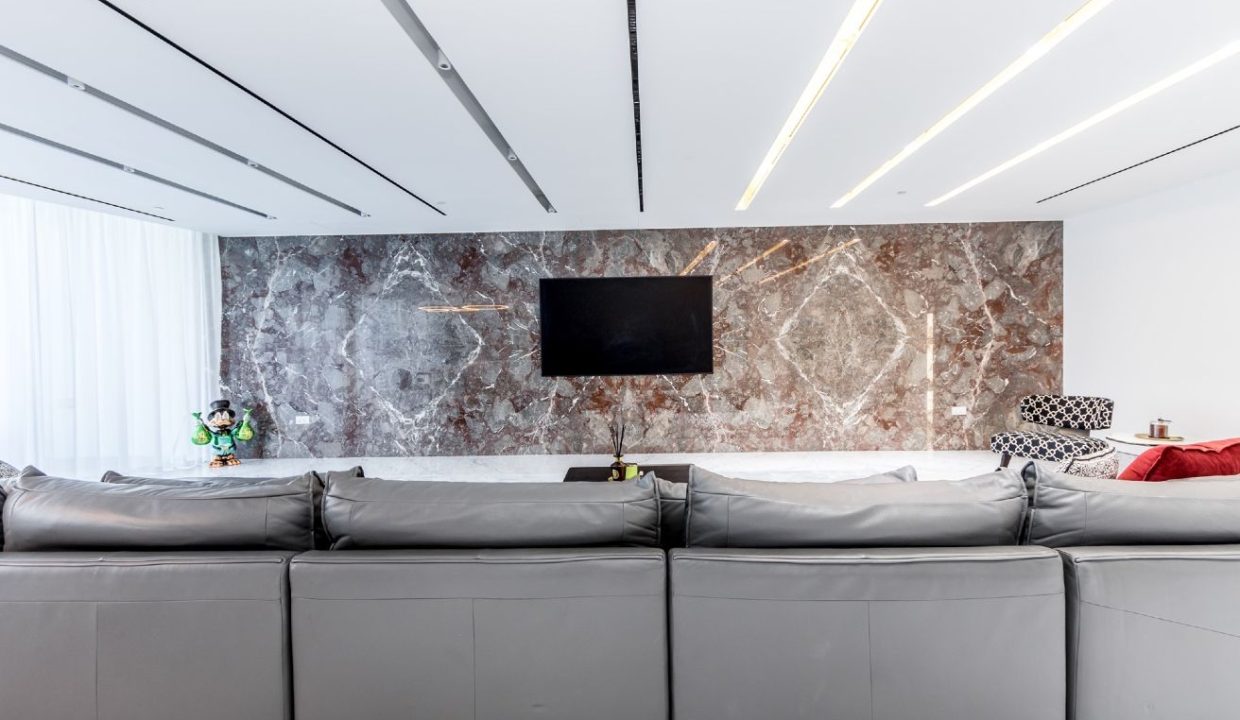 Luxury Marina Villa|Fully Renovated|Prime Location-13