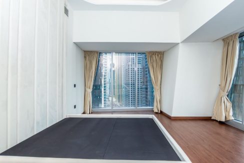 Stunning  2BR with Breathtaking Views-17