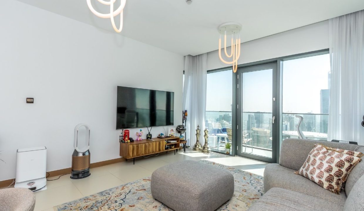 Luxurious 2-Bedroom Apartment in Vida Residence-1