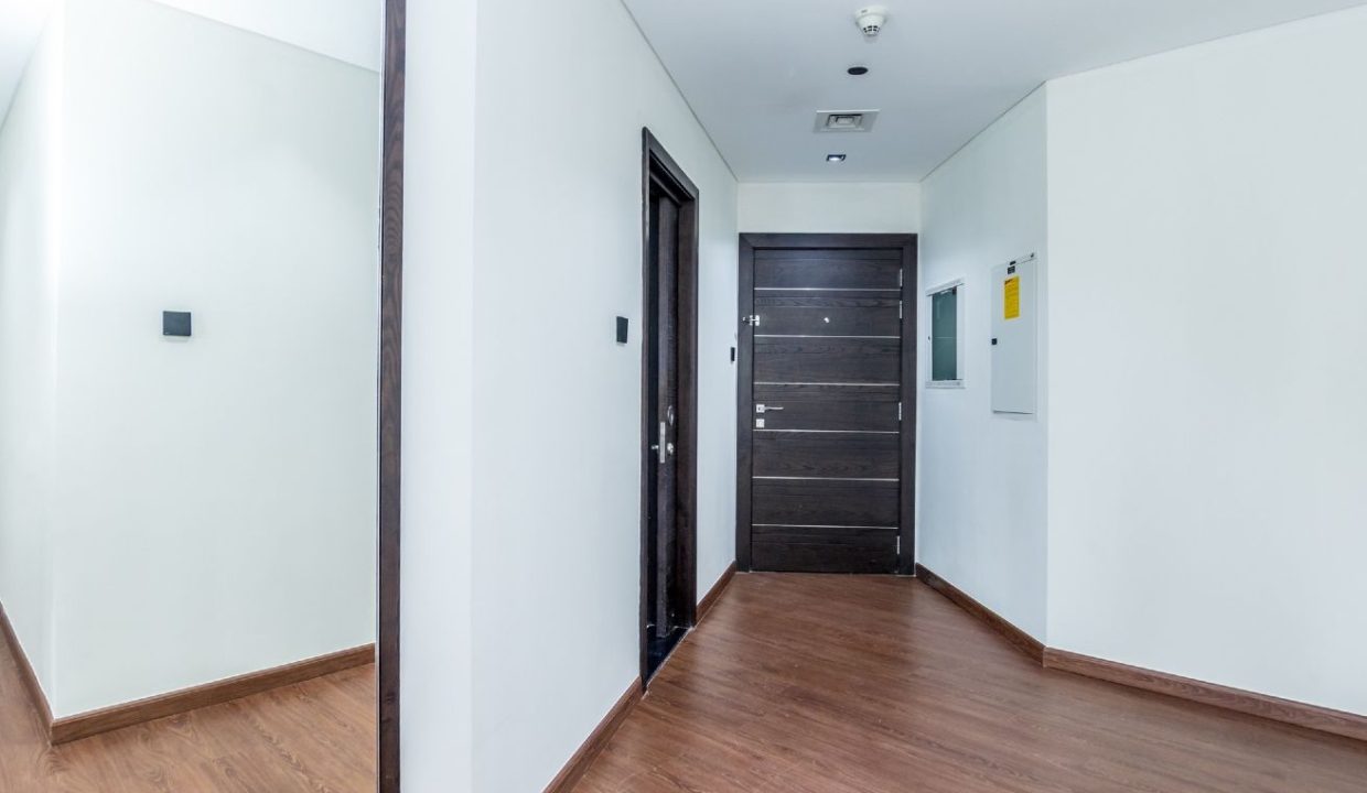 Stunning  2BR with Breathtaking Views-10