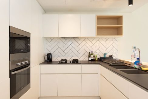 Modern 1-Bedroom Apartment in Belgravia 2-6