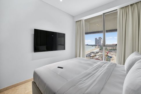 4BR + M| Designer Furnished | Palm Jumeirah-11