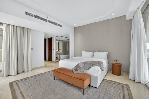 4BR + M| Designer Furnished | Palm Jumeirah-19