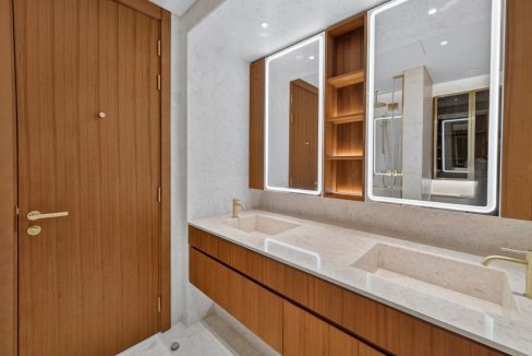 4BR + M| Designer Furnished | Palm Jumeirah-25