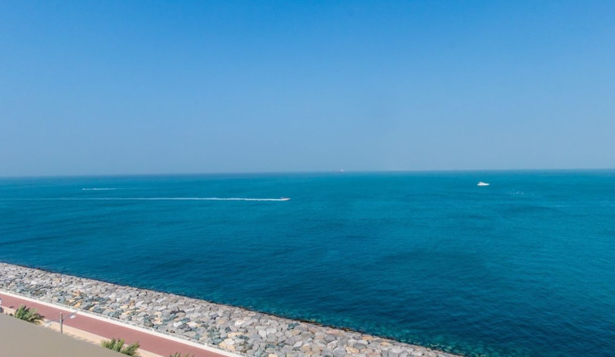 Signature Beachfront Home | 4BR+M | Palm Jumeirah-5