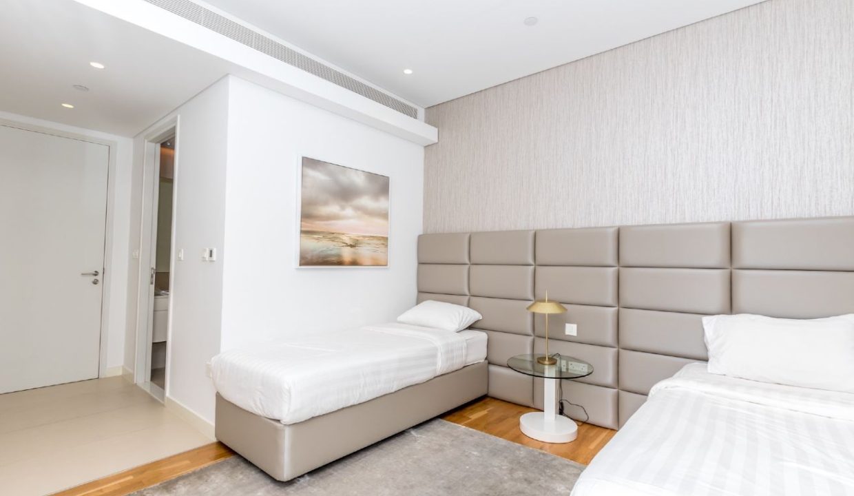 Splendid 3BR+Maid | Sea & Ain Dubai View-12