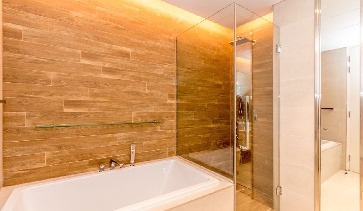 Splendid 3BR+Maid | Sea & Ain Dubai View-23