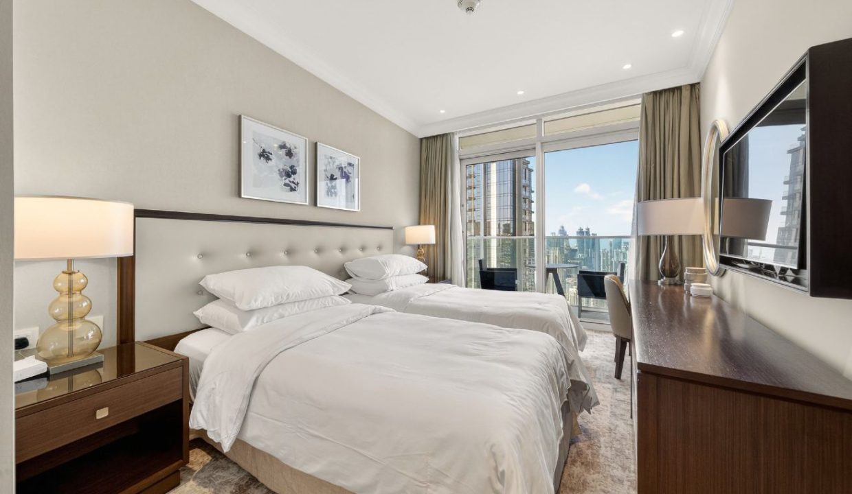 Luxurious 4BR +Maid |Burj Khalifa & Fountain Views-2