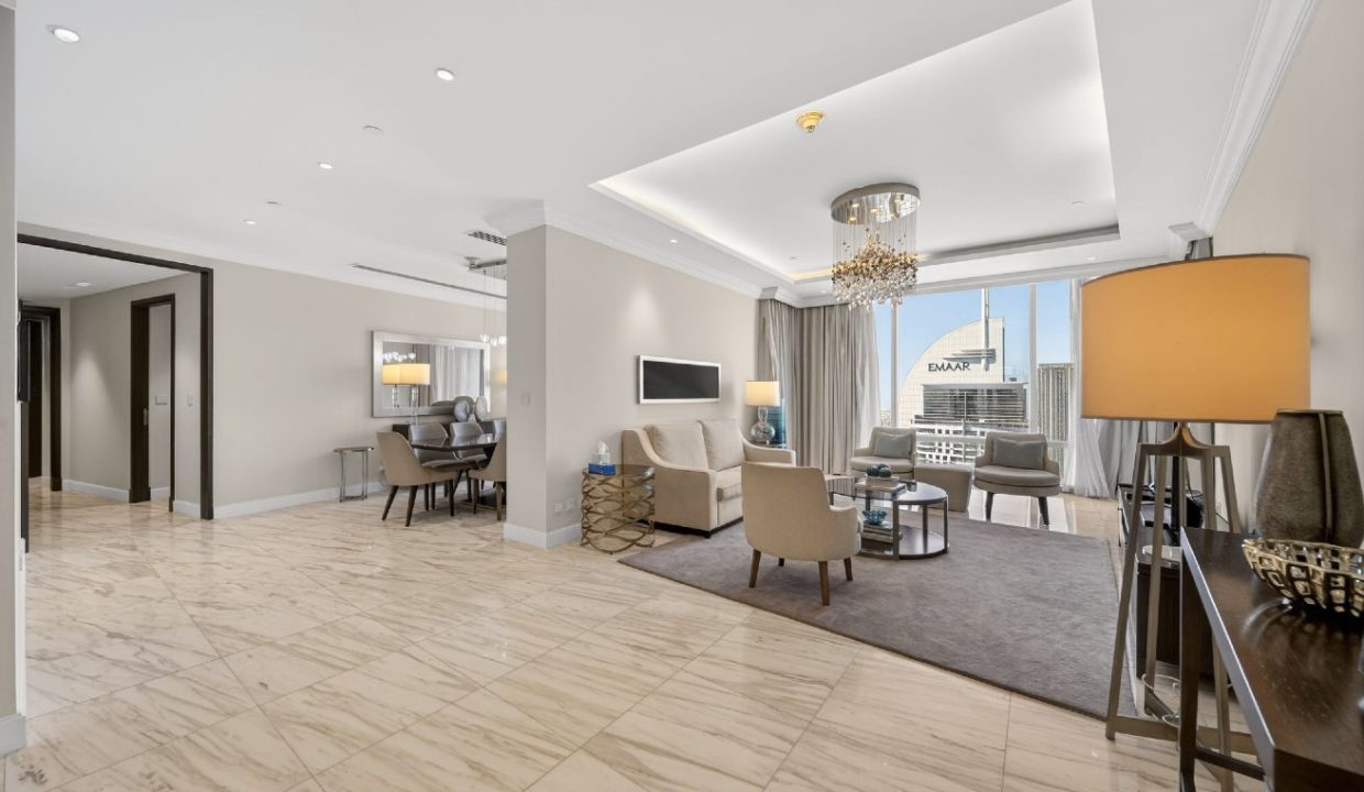 Luxurious 4BR +Maid |Burj Khalifa & Fountain Views-20