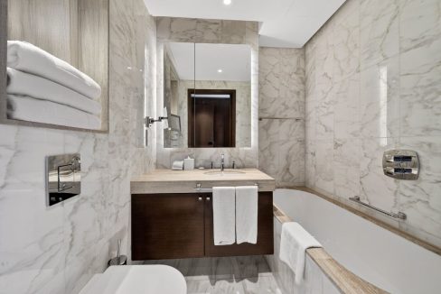 Luxurious 4BR +Maid |Burj Khalifa & Fountain Views-24