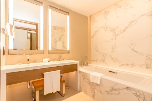 Luxurious 3BR Apartment in Address Opera-26