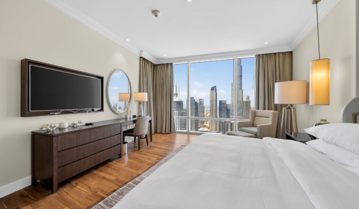Luxurious 4BR +Maid |Burj Khalifa & Fountain Views-1