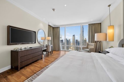 Luxurious 4BR +Maid |Burj Khalifa & Fountain Views-1