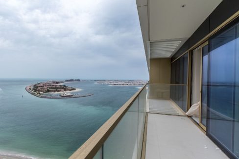 Luxury 1BR Furnished | Sea View | Grand View-18