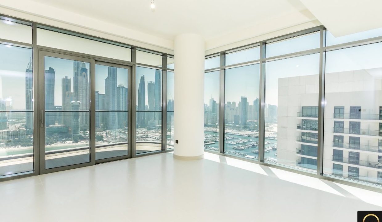 Luxurious 3BR | High Floor | Marina Skyline View-9
