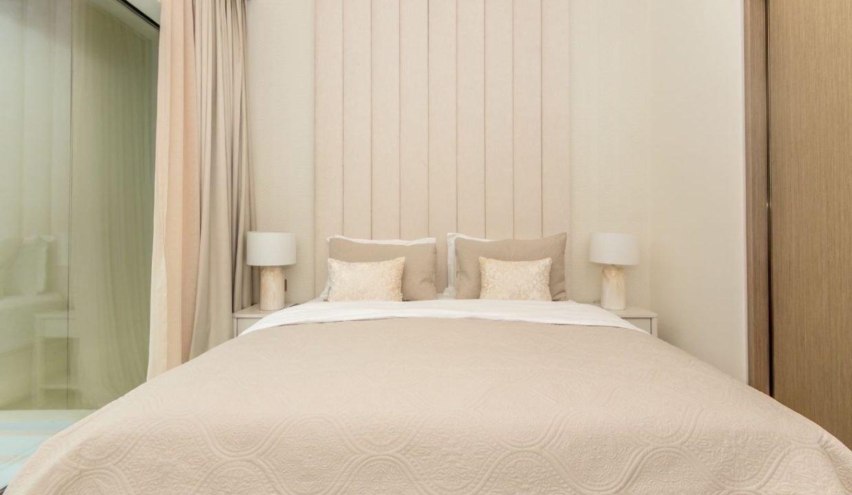 Luxury 1BR Furnished | Sea View | Grand View-10