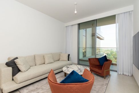 Fully Furnished 1BR in Ellington House-1