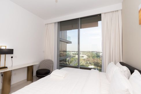 Fully Furnished 1BR in Ellington House-7