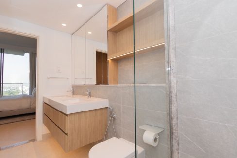 Fully Furnished 1BR in Ellington House-11