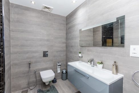 Stunning 2BR | Designer Furnished | Full Sea View-30