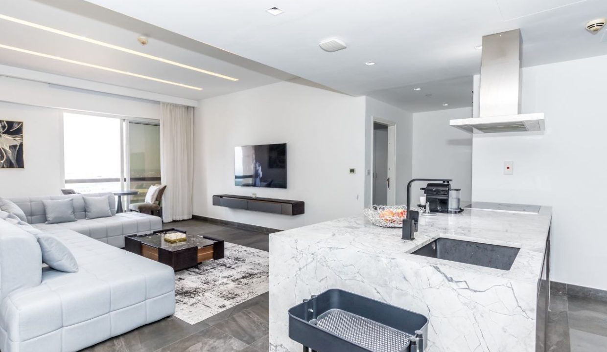 Stunning 2BR | Designer Furnished | Full Sea View-10